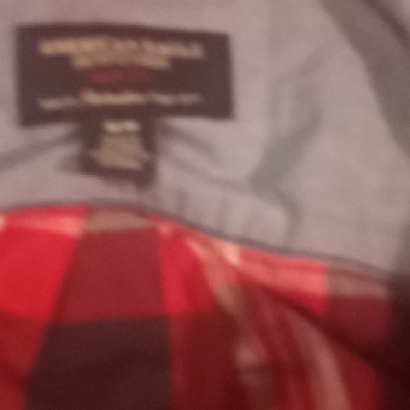 Tops - Picture 4 of 4